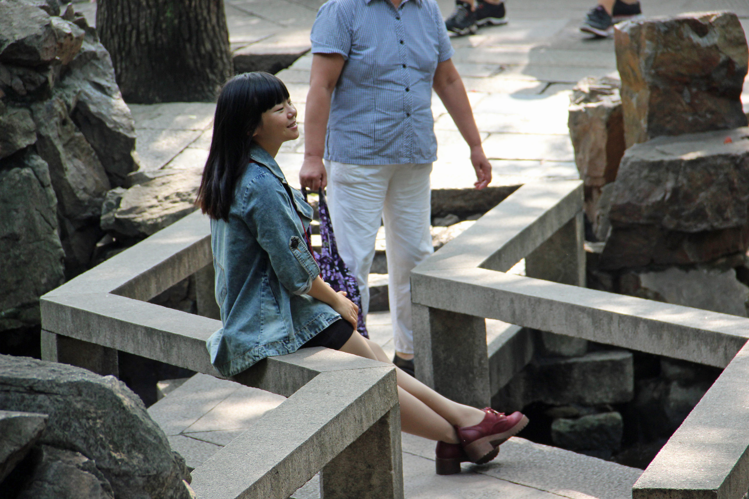 从中国回到法国。蜿蜒曲折的桥。- Les ponts en zigzag