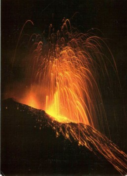 Stromboli le volcan - années 70