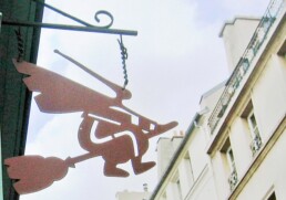 « A l’école des sorcières » Jacob ROGOZINSKI